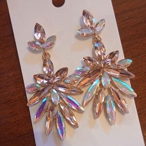 5/20 Elegant Crystal Color Changing Drop Earrings